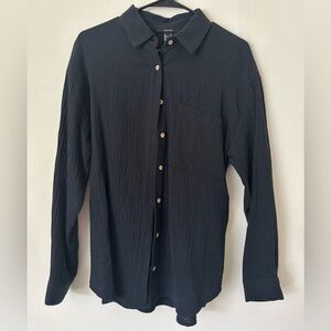 NWOT BUTTON DOWN TOP